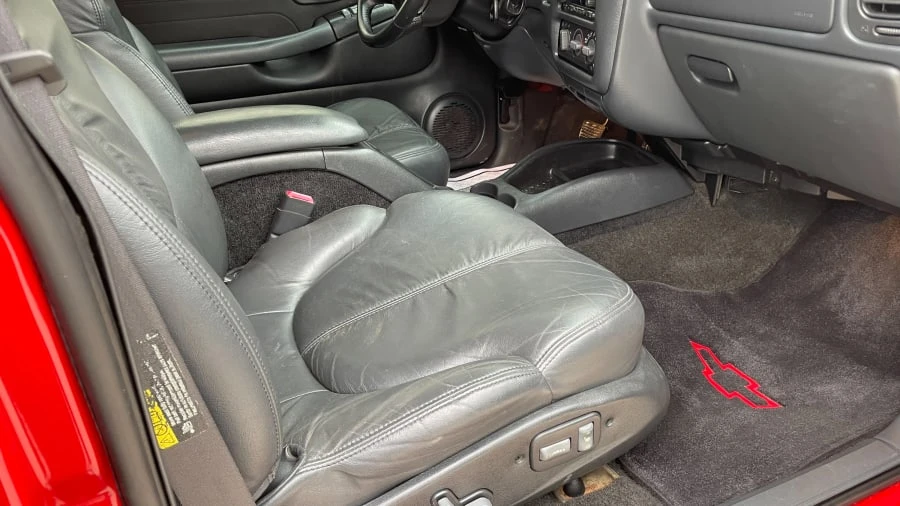 2004 Chevrolet S-10 - Image 13 of 14