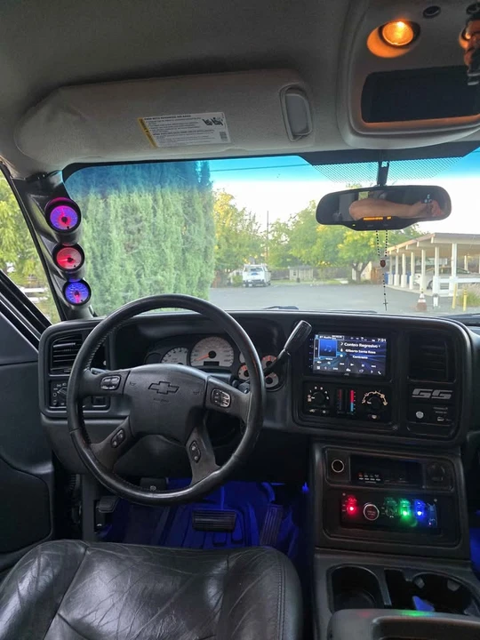 2004 Chevrolet SS - Image 11 of 17
