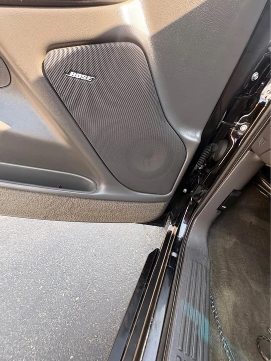 2004 Chevrolet SS - Image 16 of 17