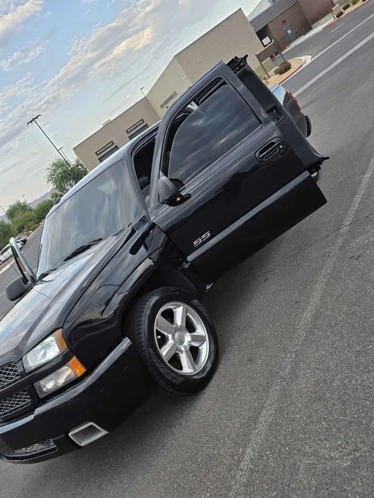 2004 Chevrolet SS - Image 11 of 20