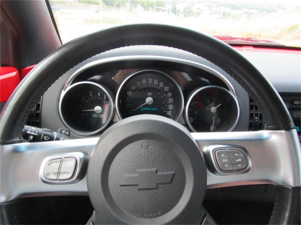 2004 Chevrolet SSR - Image 12 of 21