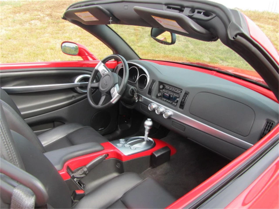 2004 Chevrolet SSR - Image 20 of 21