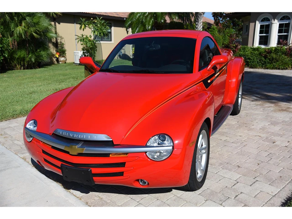 2004 Chevrolet SSR - Image 6 of 31