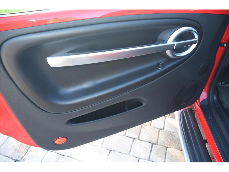 2004 Chevrolet SSR - Image 25 of 31
