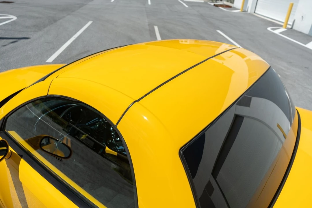2004 Chevrolet SSR - Image 21 of 31