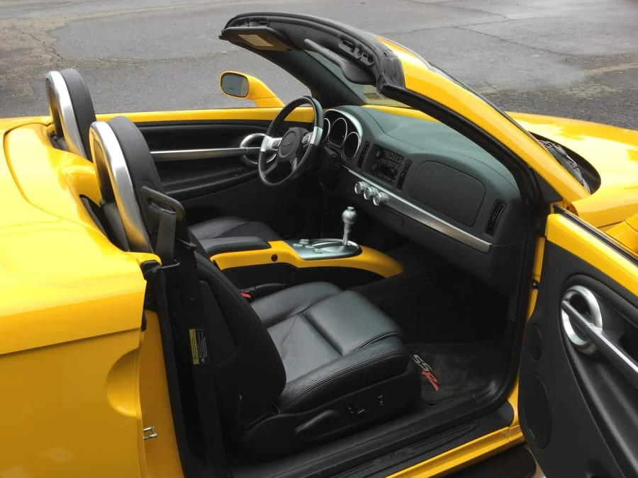 2004 Chevrolet SSR - Image 4 of 10