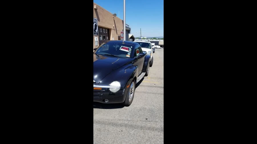 2004 Chevrolet SSR - Image 5 of 6