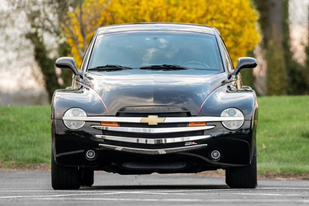 2004 Chevrolet SSR - Image 13 of 21