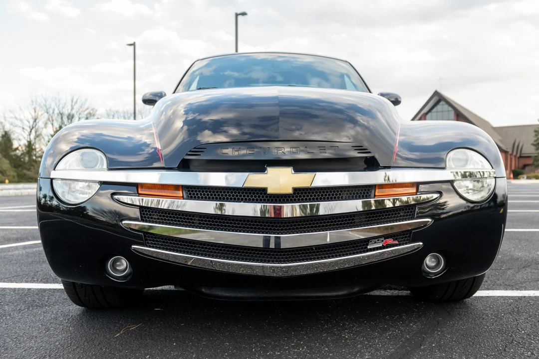 2004 Chevrolet SSR - Image 14 of 21