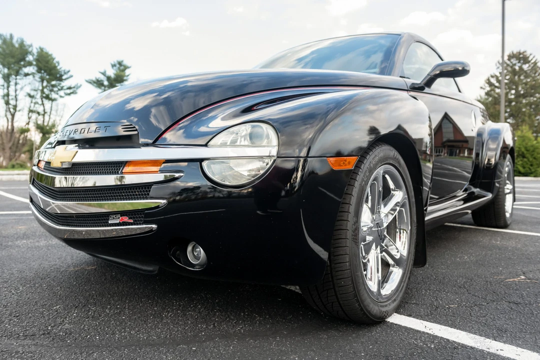 2004 Chevrolet SSR - Image 15 of 21