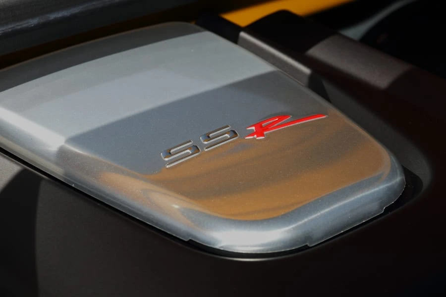 2004 Chevrolet SSR - Image 23 of 25