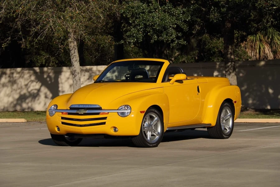 2004 Chevrolet SSR - Image 15 of 29
