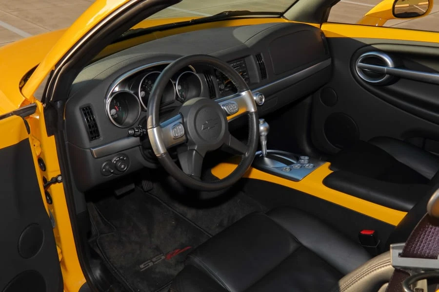 2004 Chevrolet SSR - Image 21 of 29