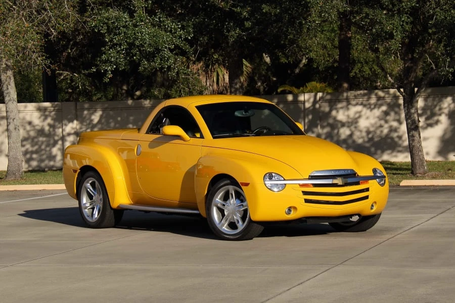 2004 Chevrolet SSR - Image 6 of 29