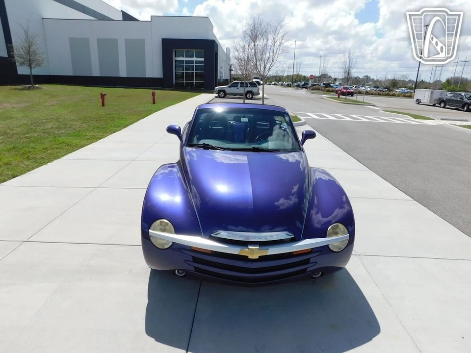 2004 Chevrolet SSR - Image 18 of 21