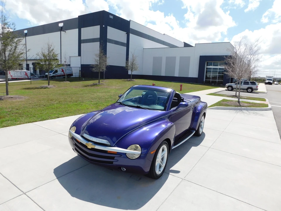 2004 Chevrolet SSR - Image 21 of 31