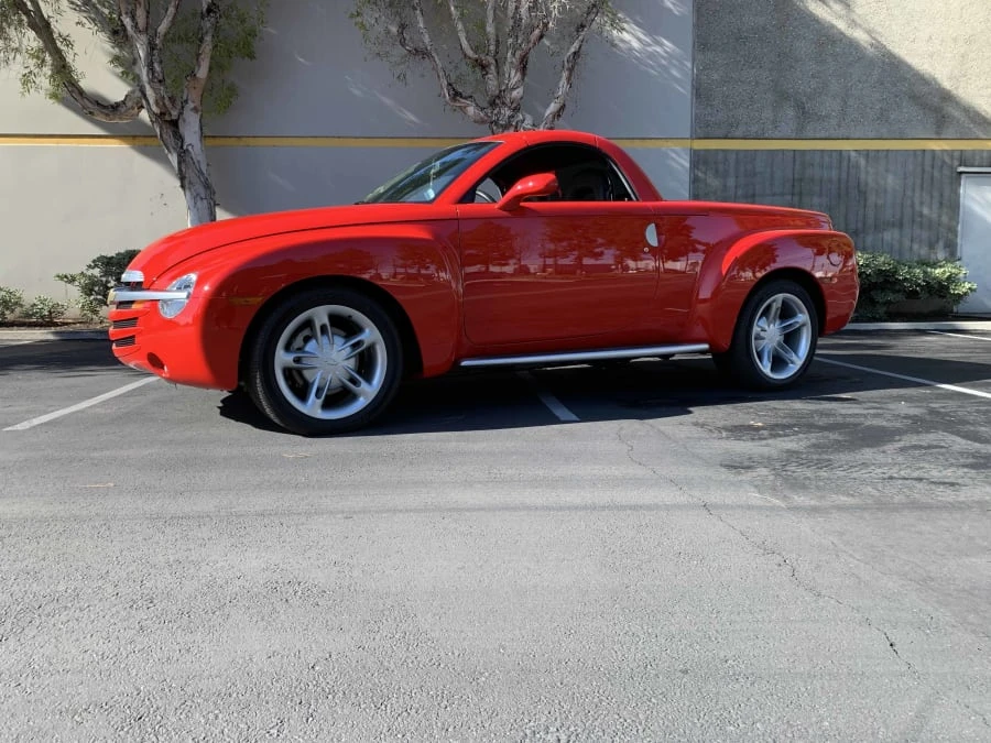 2004 Chevrolet SSR - Image 10 of 12