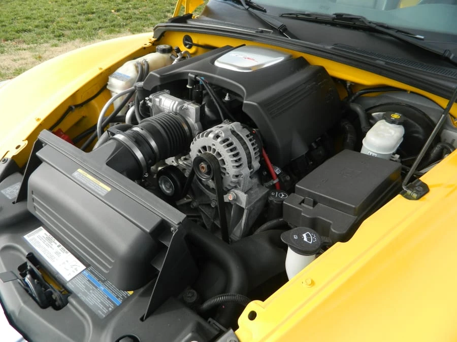 2004 Chevrolet SSR - Image 6 of 8