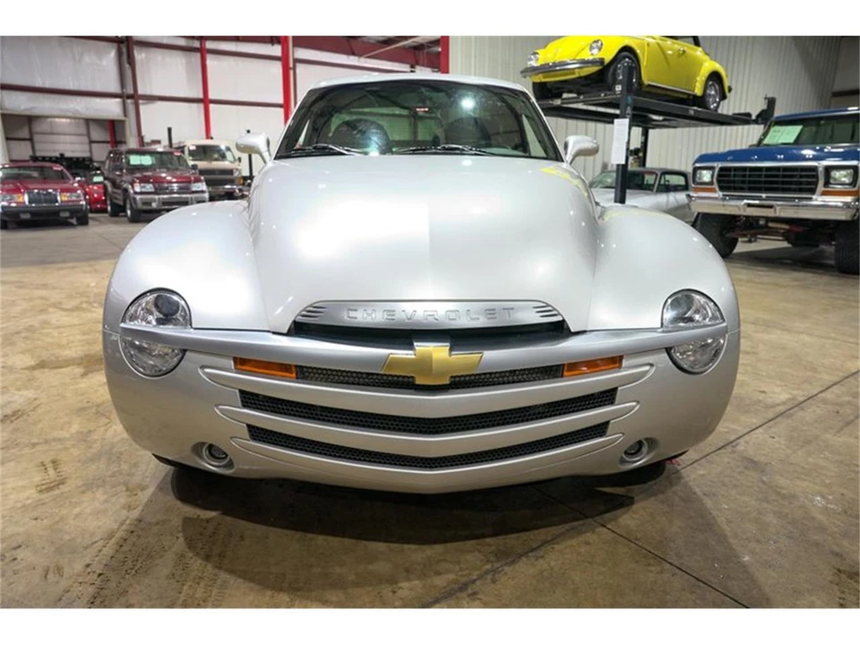 2004 Chevrolet SSR - Image 27 of 31