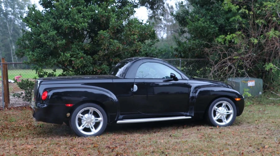 2004 Chevrolet SSR - Image 9 of 10