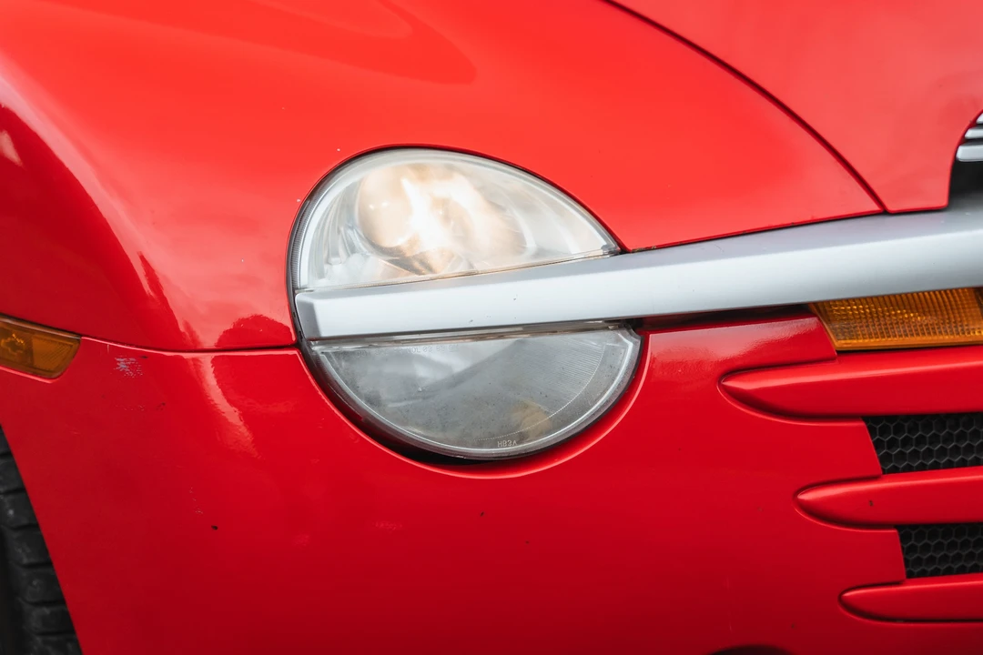 2004 Chevrolet SSR - Image 22 of 31