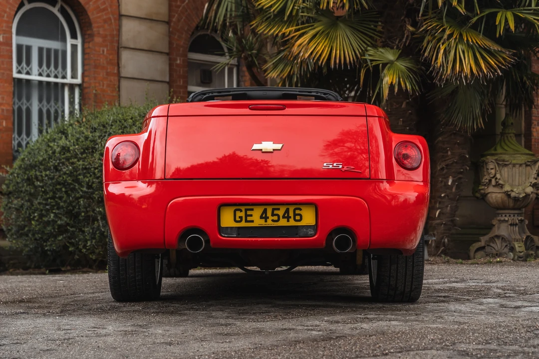 2004 Chevrolet SSR - Image 7 of 31