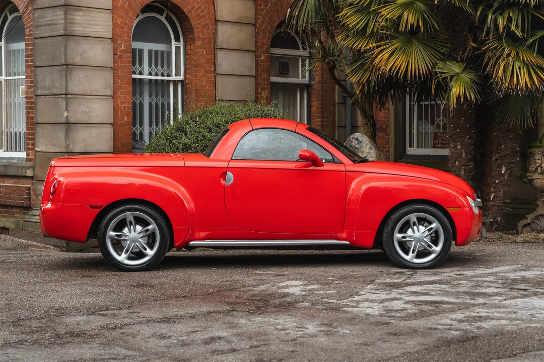 2004 Chevrolet SSR - Image 17 of 31