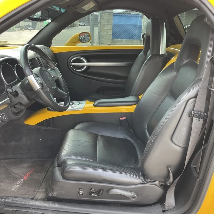 2004 Chevrolet SSR - Image 7 of 21