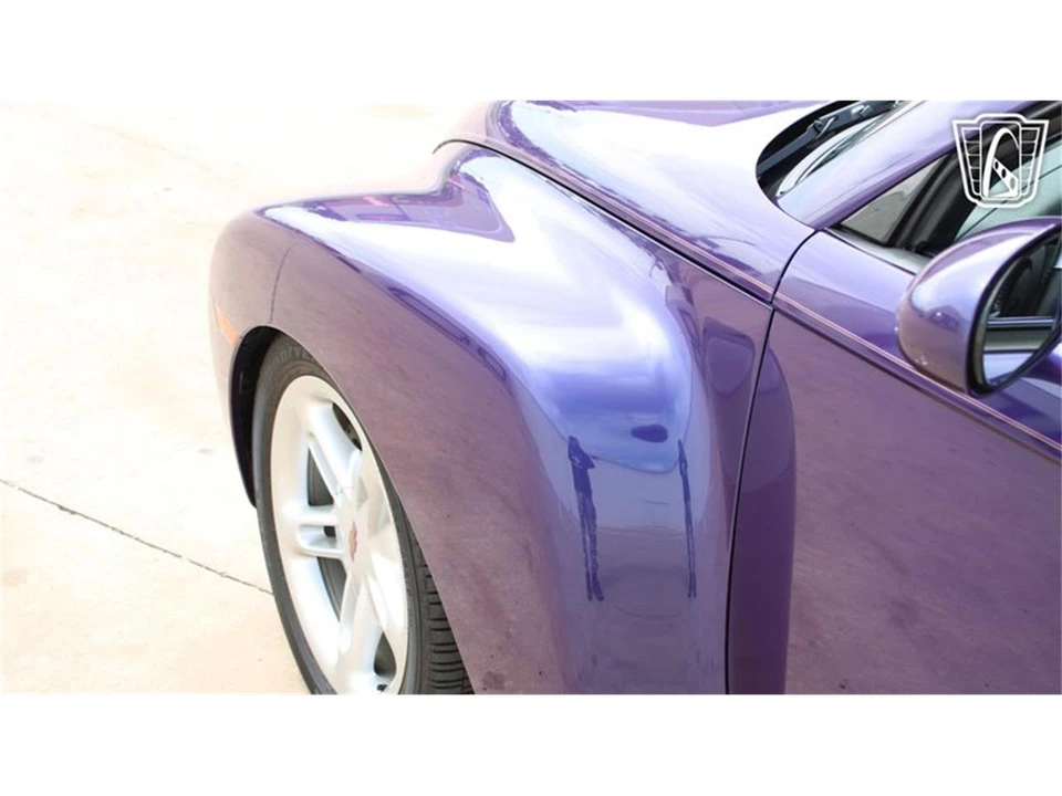 2004 Chevrolet SSR - Image 31 of 31