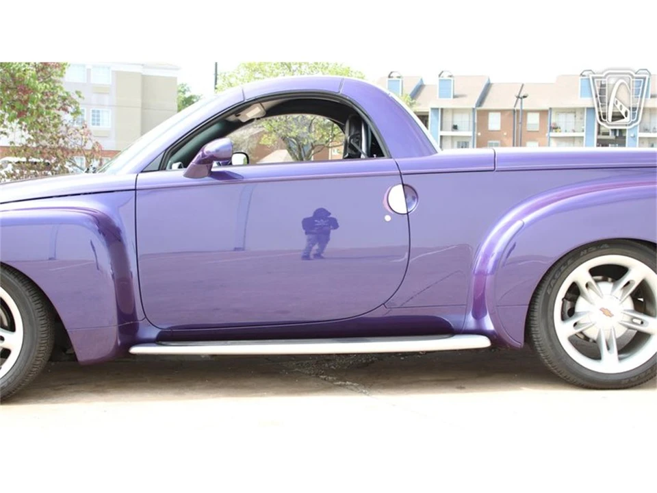 2004 Chevrolet SSR - Image 27 of 31