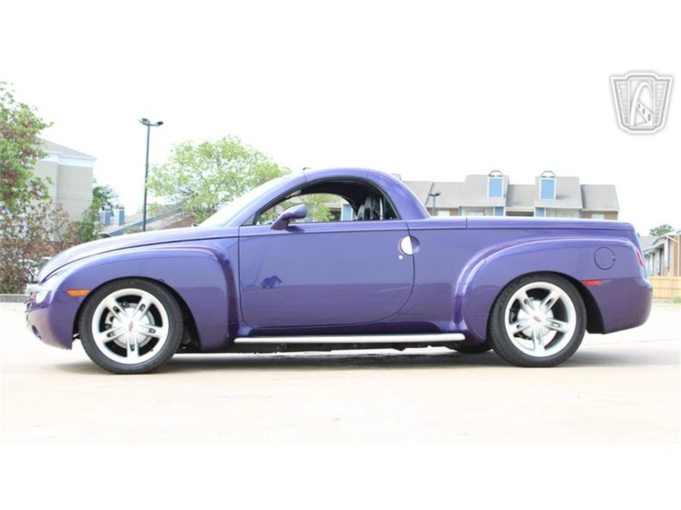 2004 Chevrolet SSR - Image 18 of 31