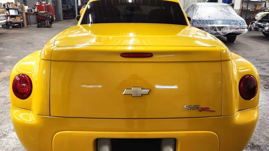 2004 Chevrolet SSR - Image 5 of 26