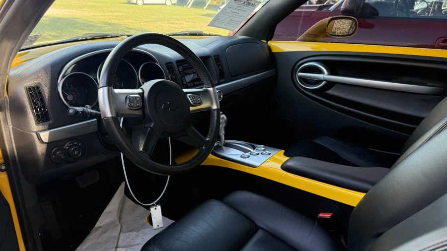 2004 Chevrolet SSR - Image 24 of 26