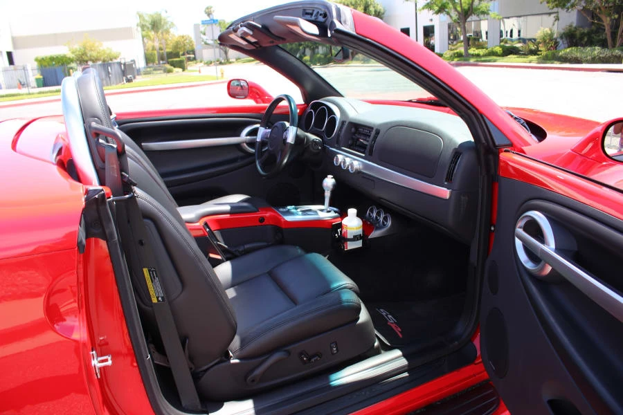 2004 Chevrolet SSR - Image 7 of 8