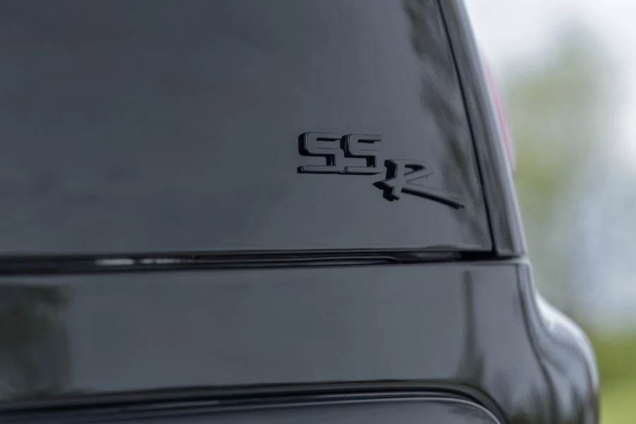 2004 Chevrolet SSR - Image 9 of 31