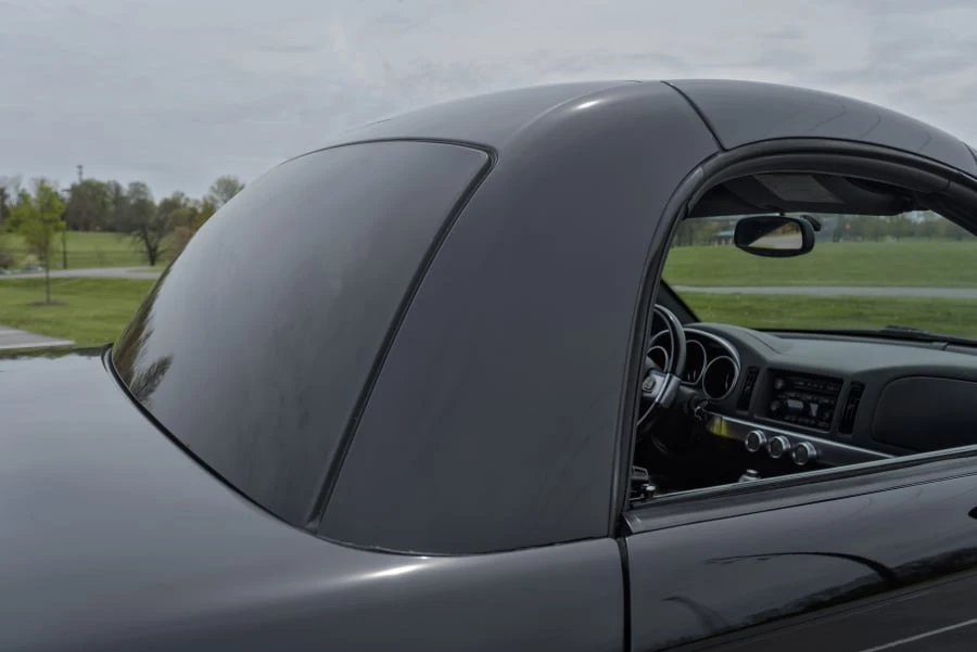 2004 Chevrolet SSR - Image 12 of 31