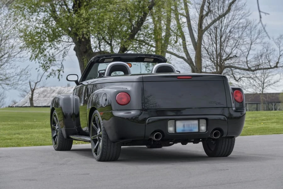 2004 Chevrolet SSR - Image 7 of 31
