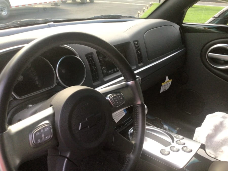 2004 Chevrolet SSR - Image 13 of 16