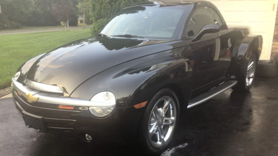 2004 Chevrolet SSR - Image 9 of 16