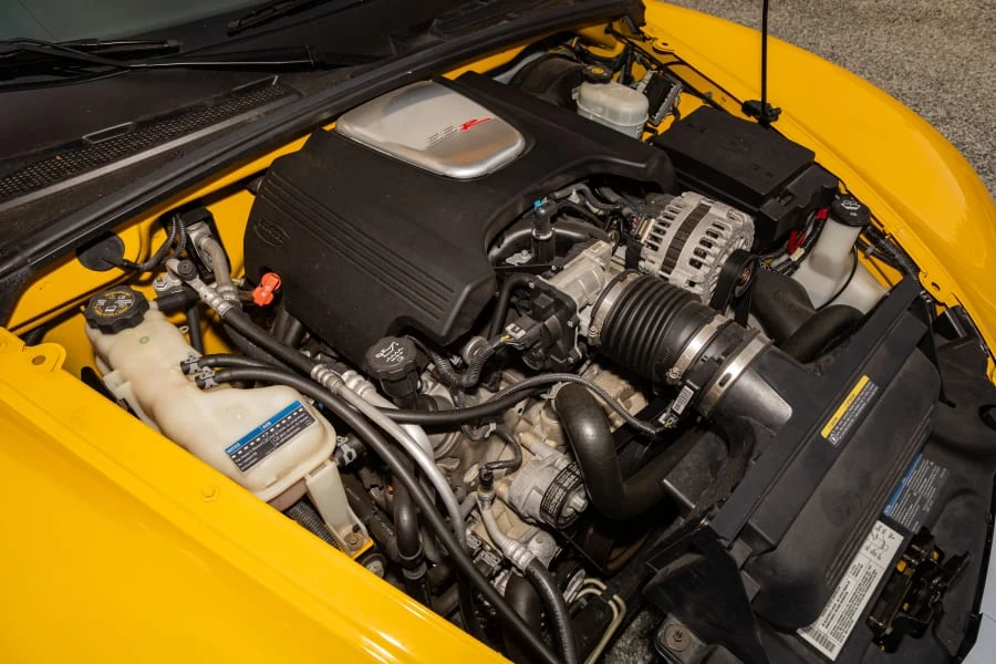 2004 Chevrolet SSR - Image 27 of 29
