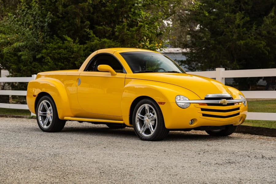 2004 Chevrolet SSR - Image 6 of 29