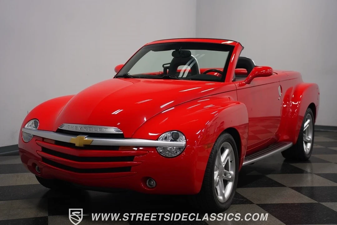 2004 Chevrolet SSR - Image 7 of 12