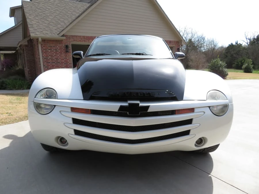 2004 Chevrolet SSR - Image 11 of 13