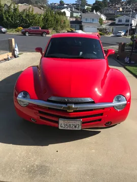 2004 Chevrolet SSR Base