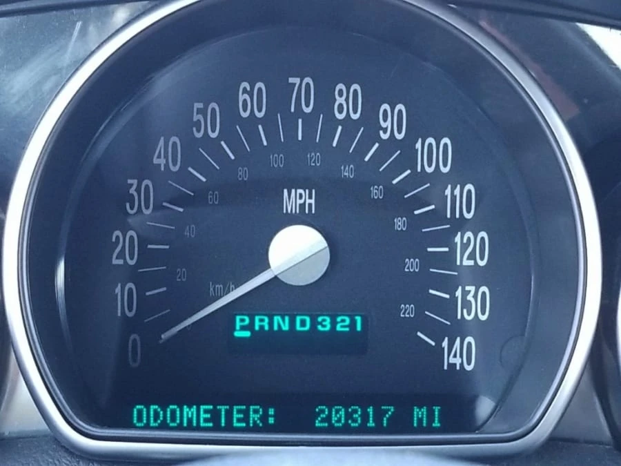 2004 Chevrolet SSR - Image 12 of 18