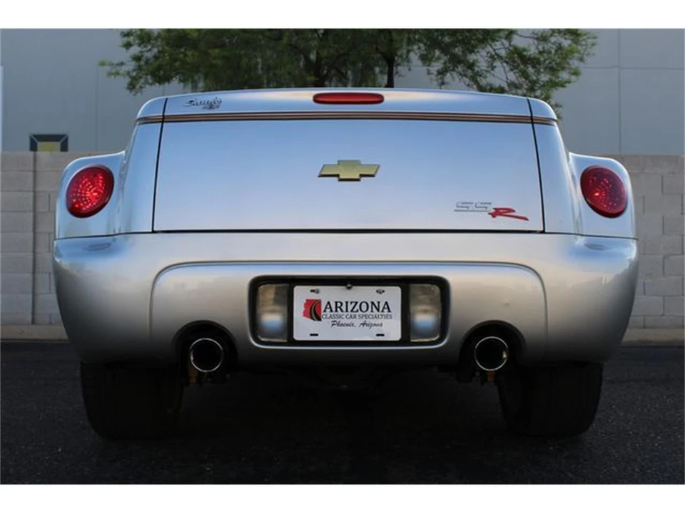 2004 Chevrolet SSR - Image 16 of 31