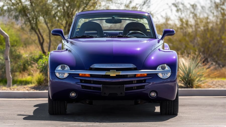 2004 Chevrolet SSR - Image 4 of 31