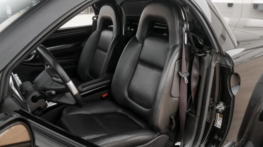 2004 Chevrolet SSR - Image 8 of 10