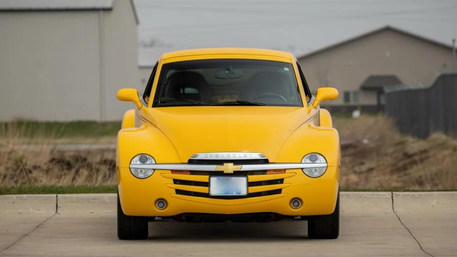 2004 Chevrolet SSR - Image 14 of 17