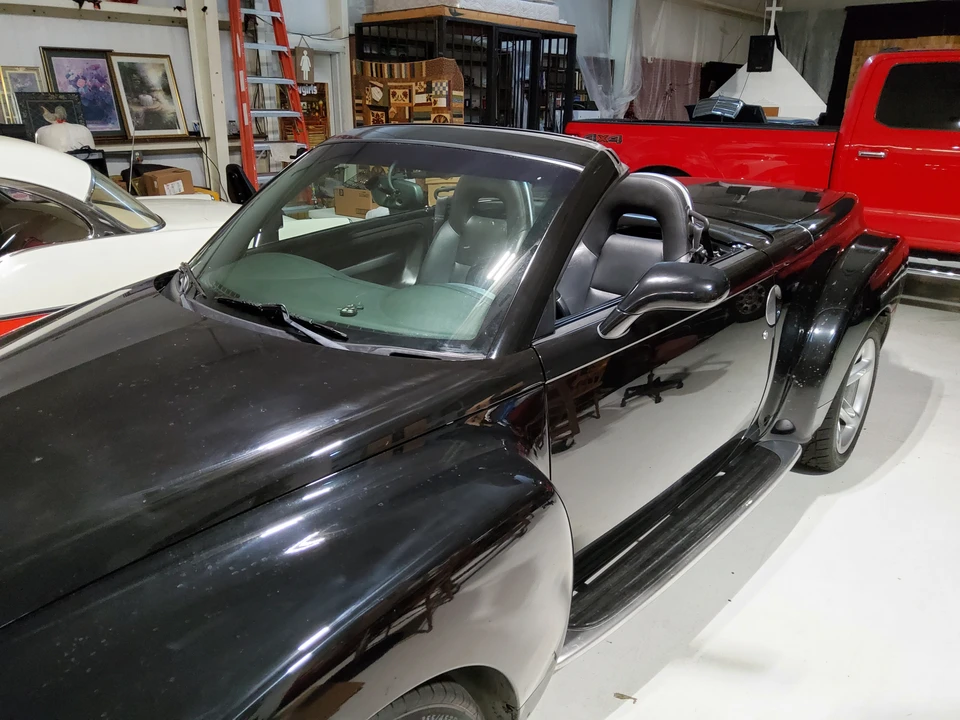 2004 Chevrolet SSR - Image 21 of 31